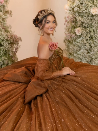 Fiesta #56552 #5 vertical cropped thumbnail