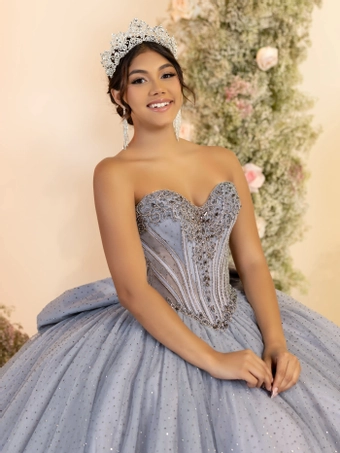 Fiesta #56552 #4 frontface vertical cropped thumbnail