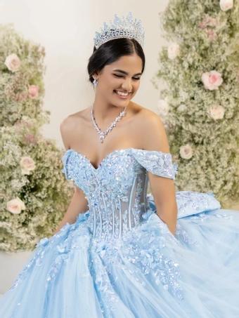 House Of Wu 56557 #4 frontface vertical cropped thumbnail