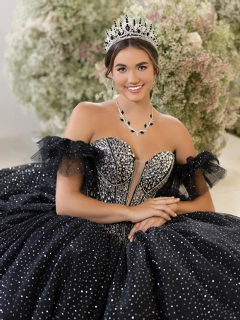 House Of Wu 56558 #4 frontface vertical cropped thumbnail