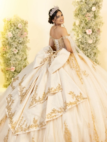 House Of Wu 56560 #2 backface vertical cropped thumbnail