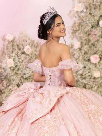 House Of Wu 56562 #7 backface vertical cropped thumbnail