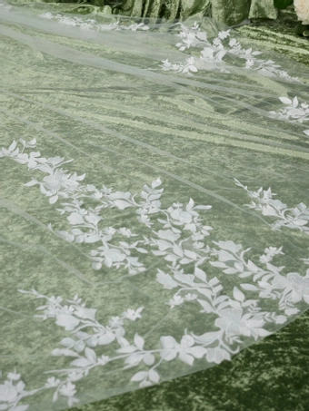 Christina Wu Platinum Style #31355 #4 vertical cropped thumbnail