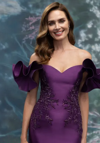 MGNY Style #2070003 #3 frontface vertical cropped thumbnail