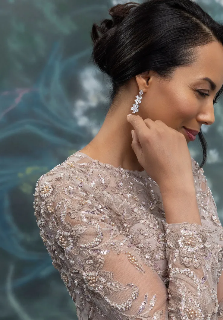 MGNY Style #2070015 #4 frontface vertical cropped picture