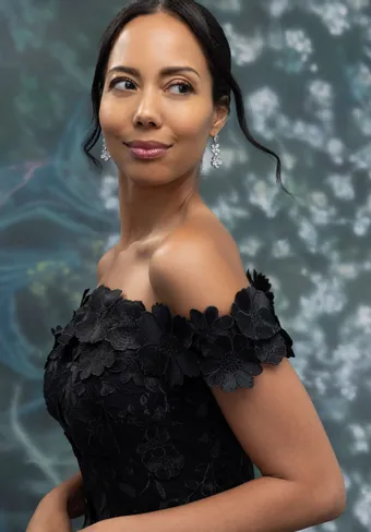 MGNY Style #2070016 $4 frontface vertical cropped thumbnail