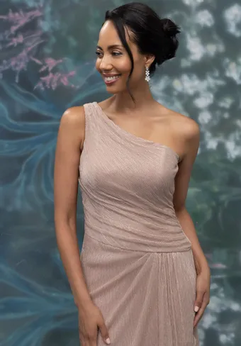 MGNY Style #2070024 #4 frontface vertical cropped thumbnail