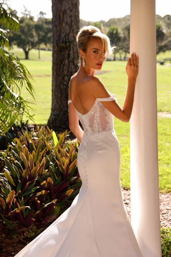 Primavera Couture 11208 #6 backface vertical cropped thumbnail