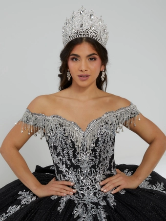 Quince Style #26060 #3 frontface vertical cropped thumbnail