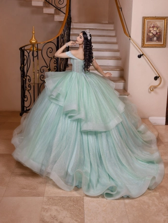 Quince Style #26103 $7 backface vertical thumbnail