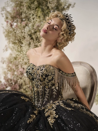 Quince Style #26117 $7 frontface vertical cropped thumbnail