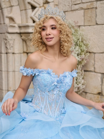 Quince Style #26121 $7 frontface vertical cropped thumbnail