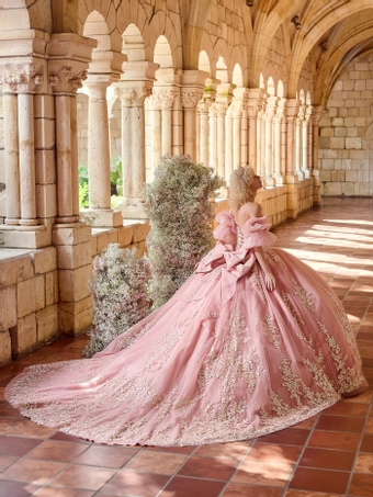 Quince Style #26123 $6 backface vertical thumbnail