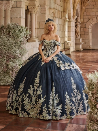 Quince Style #26126 $1 frontface vertical thumbnail