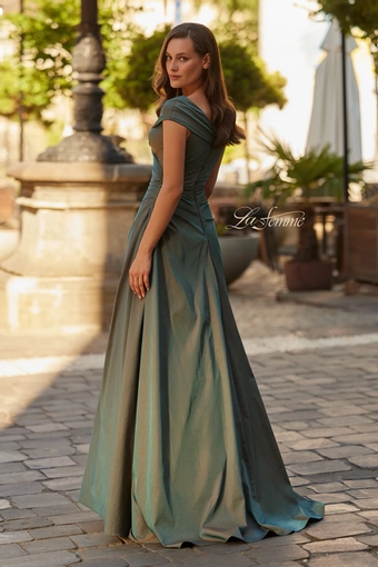 La Femme Style #33446 #1 default backface vertical thumbnail