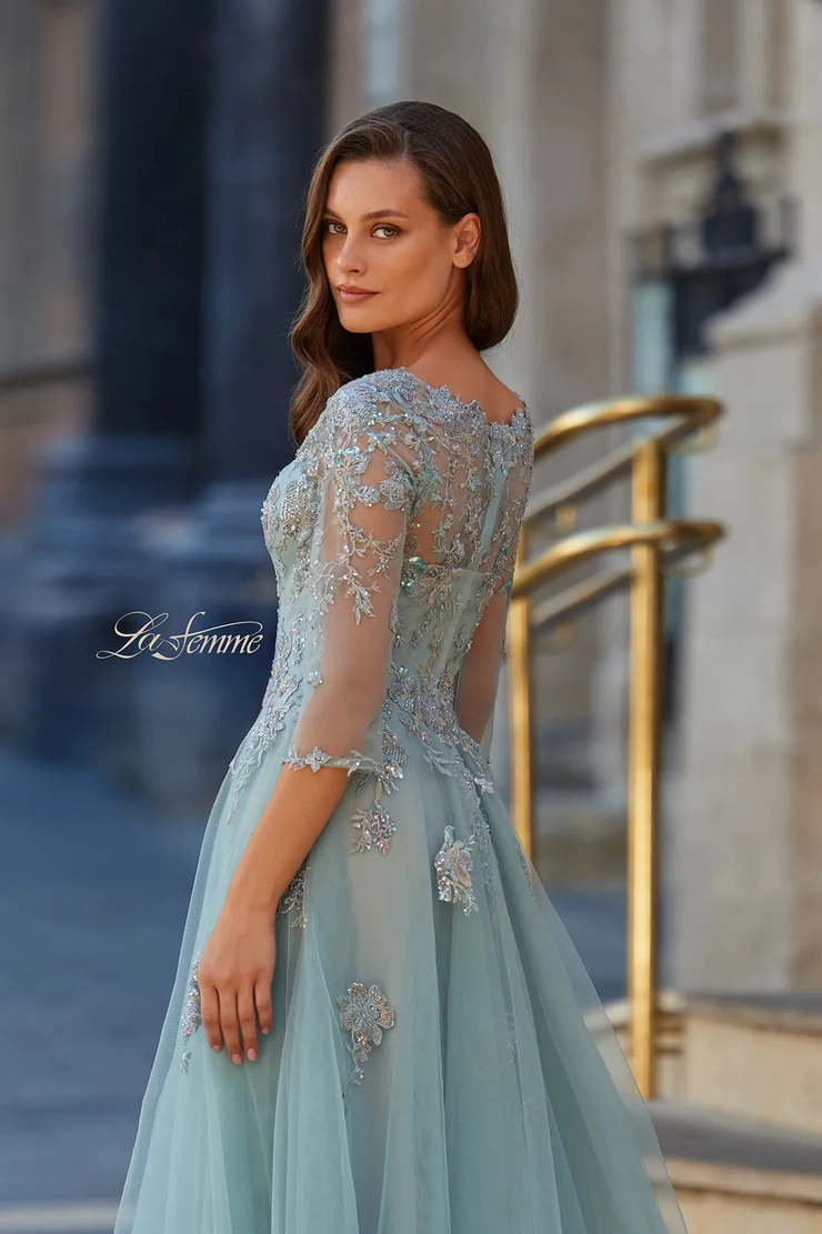 La Femme Style #33536 #3 backface vertical cropped picture