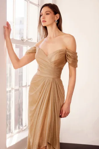 Amoris T604 #2 frontface vertical cropped thumbnail