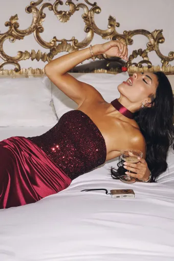 Amoris Style No. T609 #10 frontface vertical cropped thumbnail