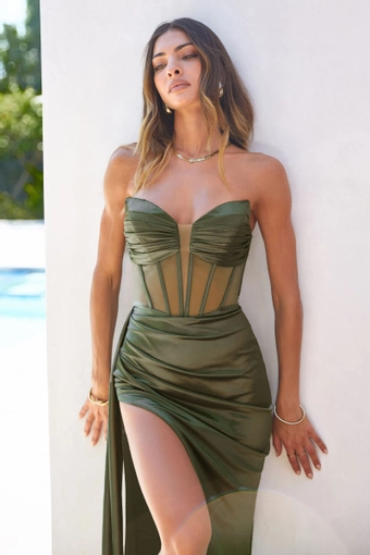 Amoris Style No. T811 #17 frontface vertical cropped thumbnail