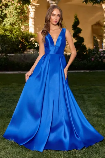 Amoris T814 #6 frontface vertical thumbnail