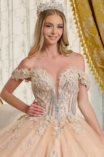 GLS by Gloria GL3630 #3 vertical thumbnail