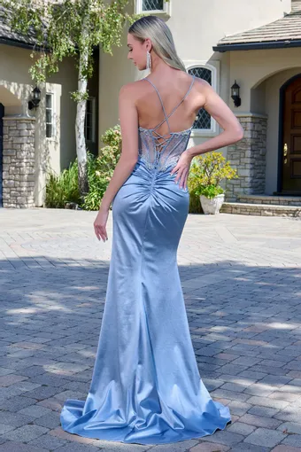 GL9336 #2 default backface vertical thumbnail