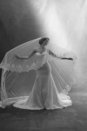 Matthew Christopher 3721 Grace #1 frontface vertical thumbnail