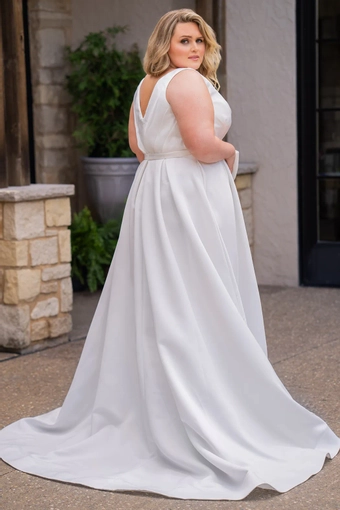 Sydney's Closet SC5369 #1 default backface vertical thumbnail