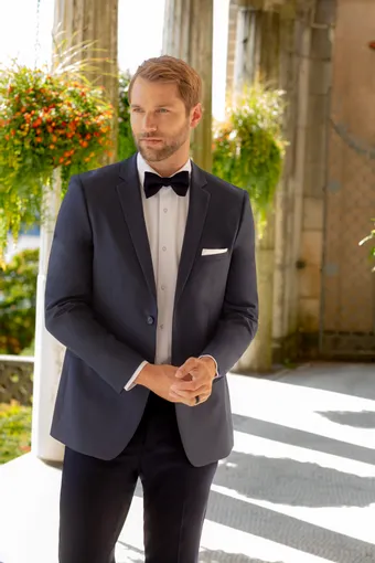 Larr Brio Style #Dawson Navy Suit #0 default frontface vertical cropped thumbnail