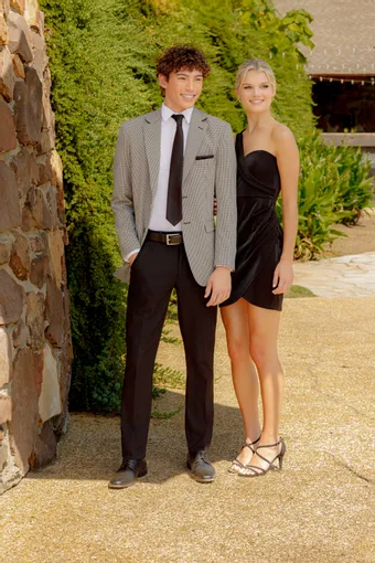 Larr Brio Style #Houndstooth #1 frontface vertical thumbnail