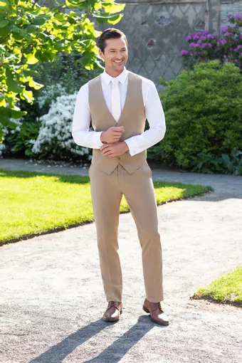 Larr Brio Style #Metro Suit Camel #4 frontface vertical thumbnail