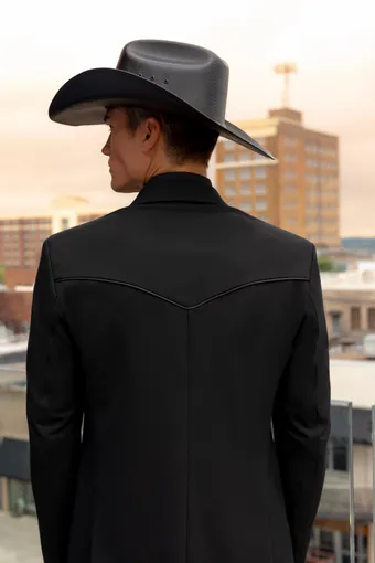 Larr Brio Style #Metro Tux Dutton Western Peak #2 default backface vertical cropped thumbnail