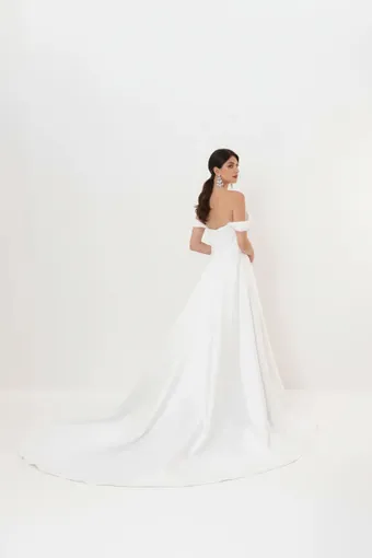 Starr Bridal Milan #1 default backface vertical thumbnail