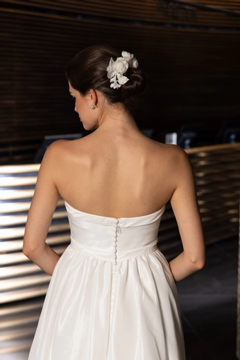 Monte Durham for Elissar Bridal Ninette #5 backface vertical cropped thumbnail