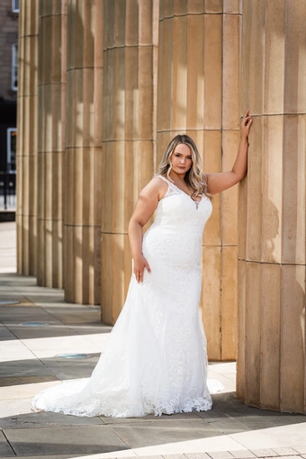 Michelle Bridal MB2503 #1 frontface vertical thumbnail