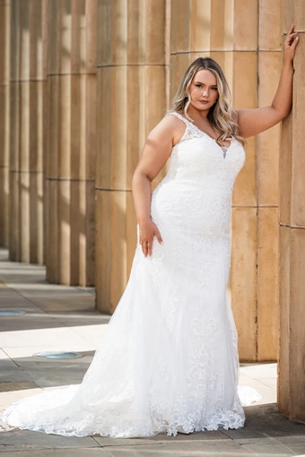 Michelle Bridal MB2503 #2 frontface vertical thumbnail