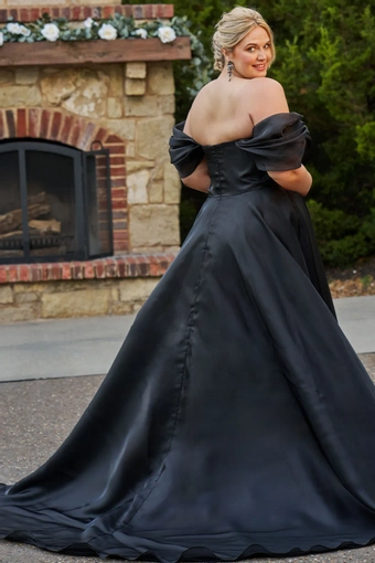 Michelle Bridal MB2506 #7 backface vertical thumbnail