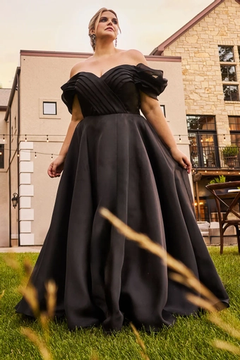 Michelle Bridal MB2506 #0 default frontface vertical thumbnail