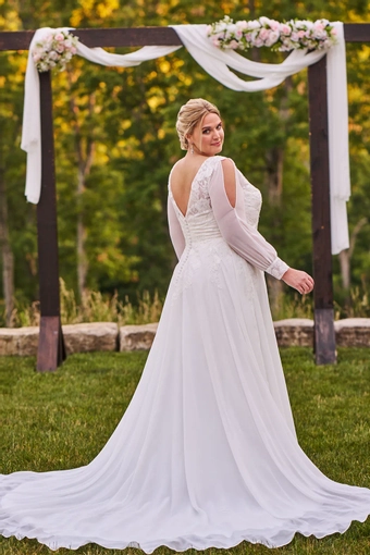 Michelle Bridal MB2516 #1 default backface vertical thumbnail