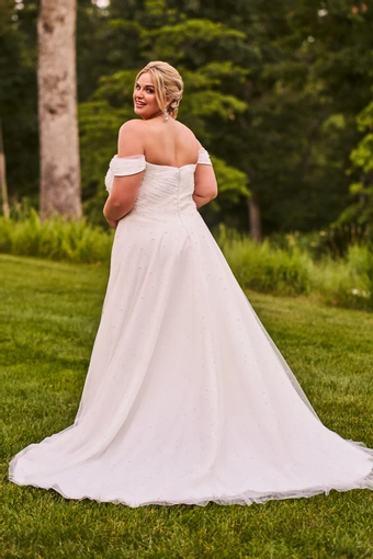 Michelle Bridal MB2518 #3 default backface vertical thumbnail