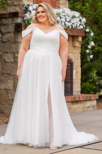 Michelle Bridal MB2518 #1 frontface vertical thumbnail