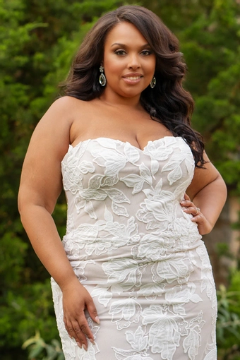 Michelle Bridal Style #MB2603 #3 frontface vertical cropped thumbnail