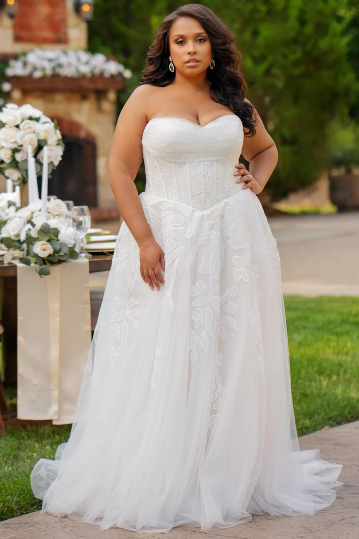 Michelle Bridal Style #MB2605 Default Thumbnail Image