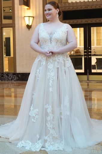 Michelle Bridal MB2624 #0 default frontface vertical thumbnail