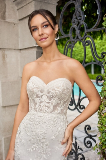 Jasmine Style #T282008 #3 frontface vertical cropped thumbnail