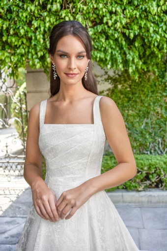 Jasmine Style #T282012 #2 frontface vertical cropped thumbnail