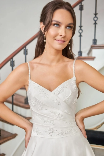 Jasmine Style #T282020 #3 frontface vertical cropped thumbnail