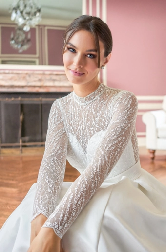 Jasmine Style #T282023 #2 frontface vertical cropped thumbnail