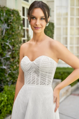 Jasmine Style #T282025 #3 frontface vertical cropped thumbnail