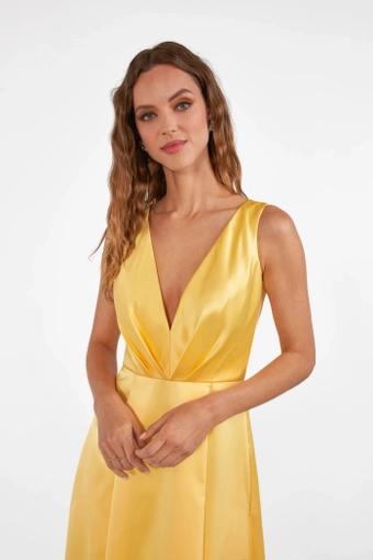 Jasmine Style #B283021 #2 frontface vertical cropped thumbnail